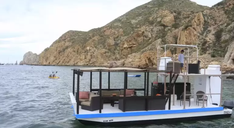 Rent Custom Made 32 Catamaran in Cabo San Lucas – Private Motorboat Charter with Captain | BoatRentalsLosCabos
