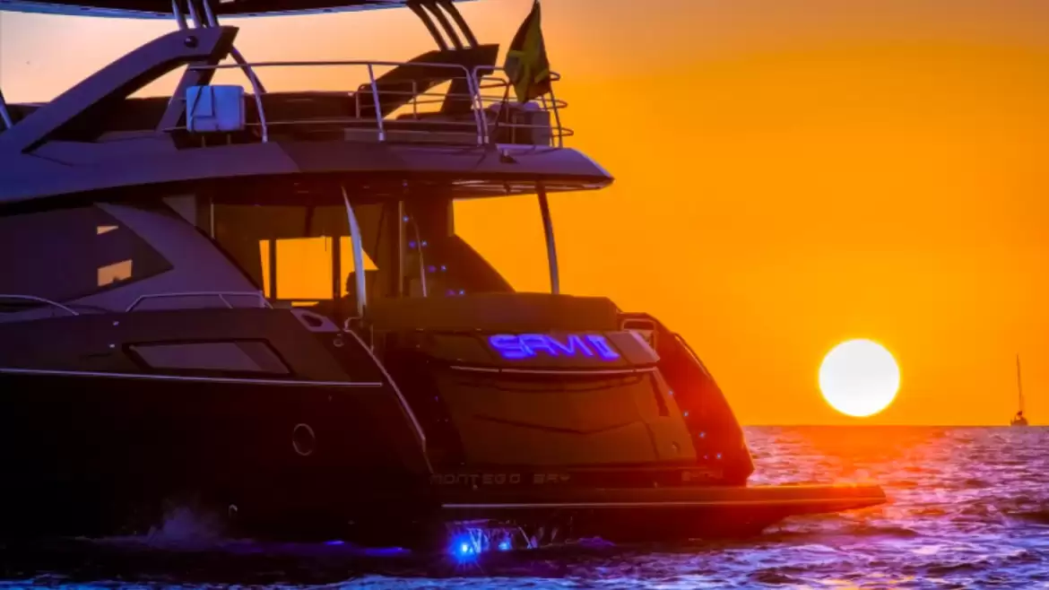 Top Reasons to Choose a Los Cabos Overnight Yacht Rental