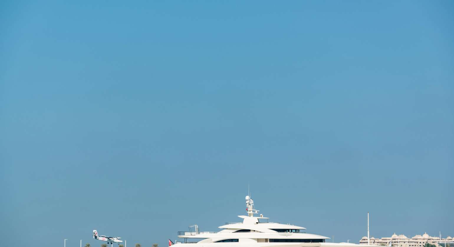 Los Cabos Black Friday Yacht Deals: Celebrate on the Water in Style