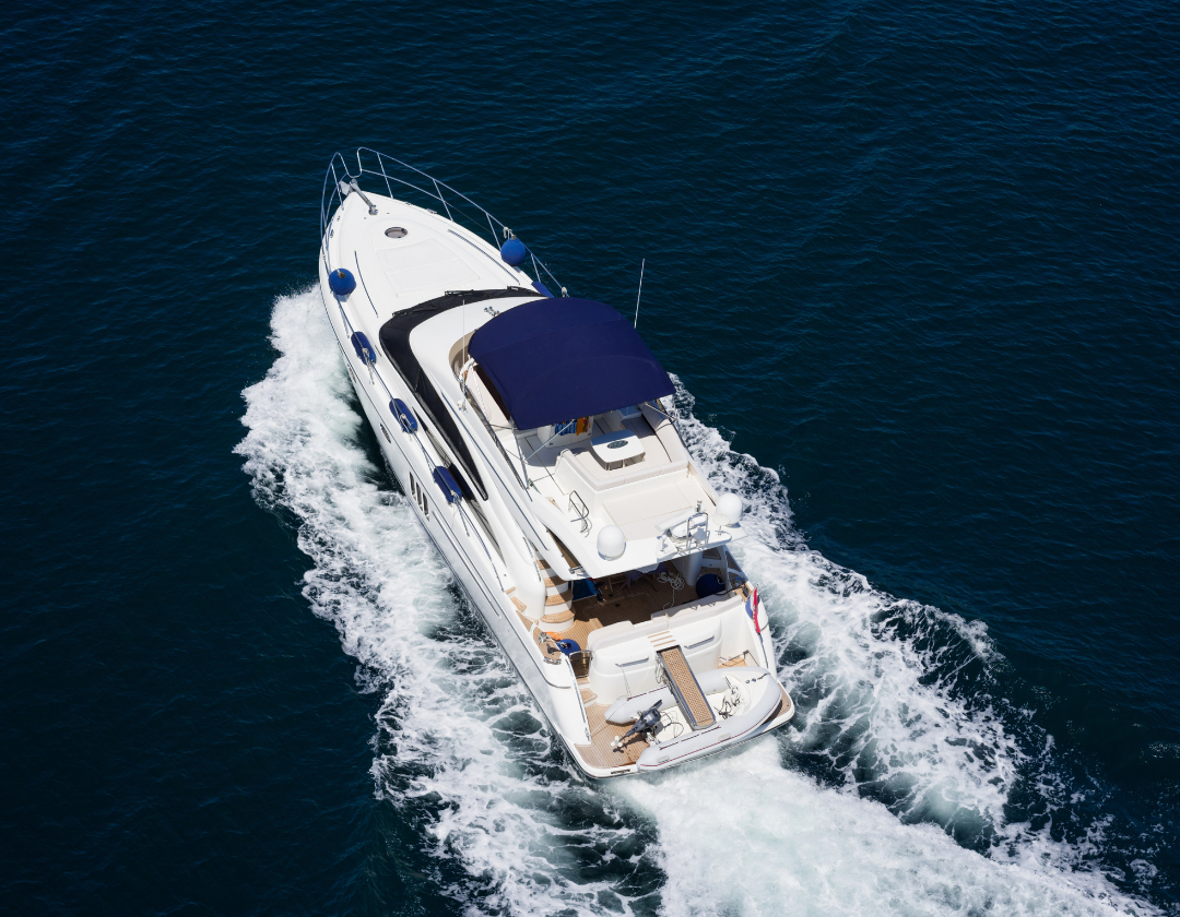 Tips for Yacht Renters: How to Choose the Perfect Yacht Experience in Los Cabos