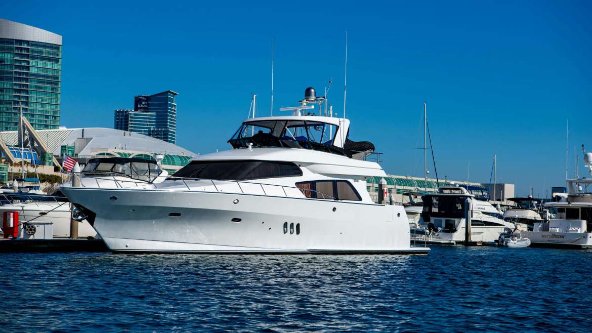 Luxury Private Yacht Rentals in Los Cabos for Exclusive Ocean Adventures